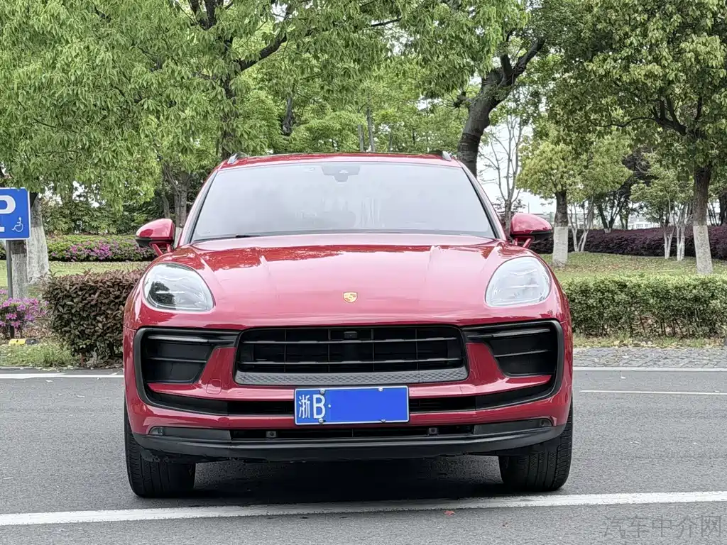 Macan 2022 Macan 2.0T купить на сайте DeffCars