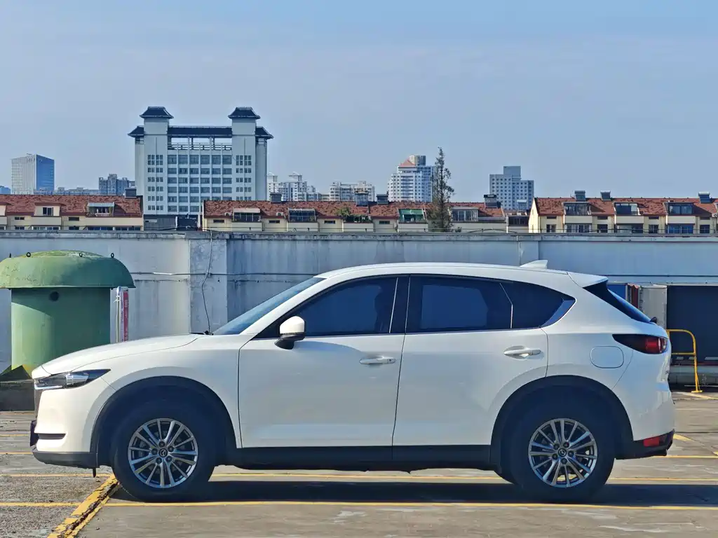 Mazda CX-5 2017 2.0L automatic two-wheel drive comfort model National V купить на сайте DeffCars