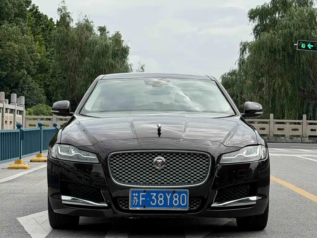 Jaguar XFL 2018 3.0 SC 340PS Luxury Edition купить на сайте DeffCars
