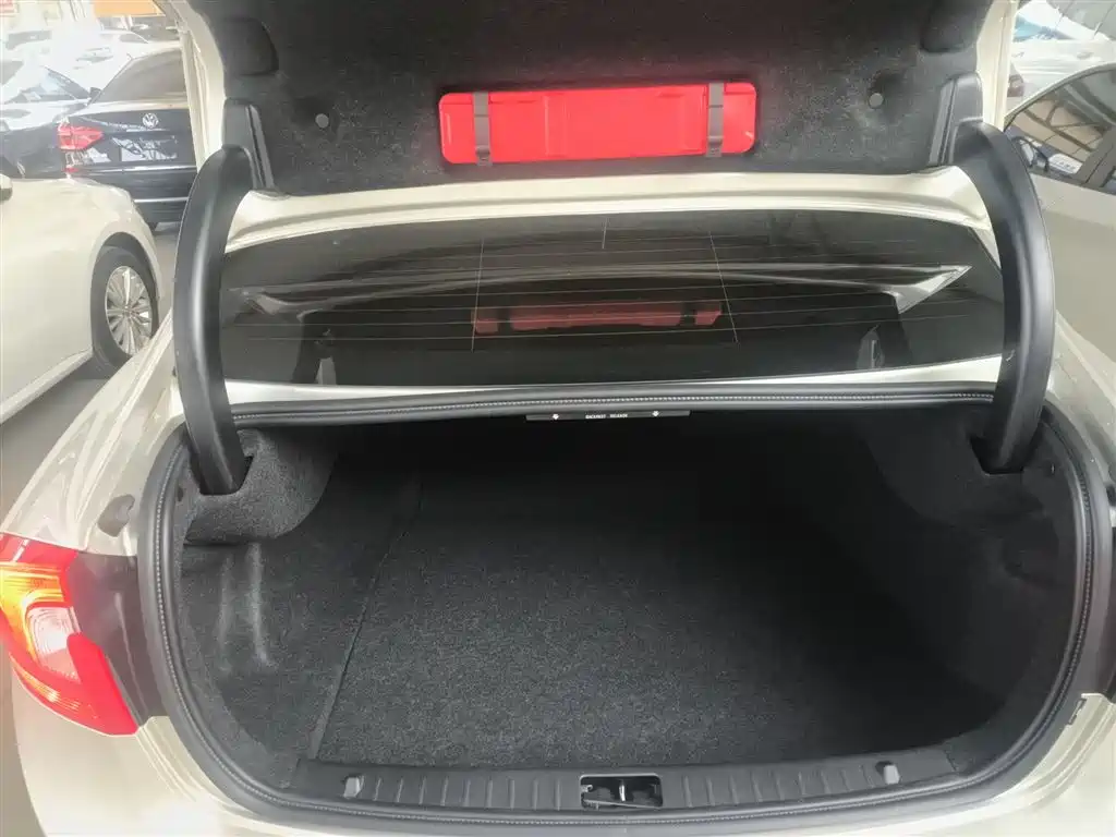 Volvo S60 2019 S60L facelift T5 Smart Advanced Edition купить на сайте DeffCars