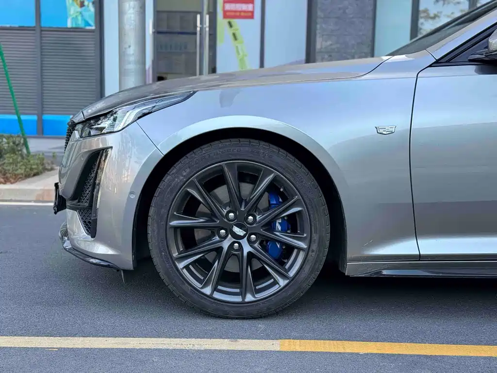 Cadillac CT5 2020 28T Platinum Sports Edition купить на сайте DeffCars