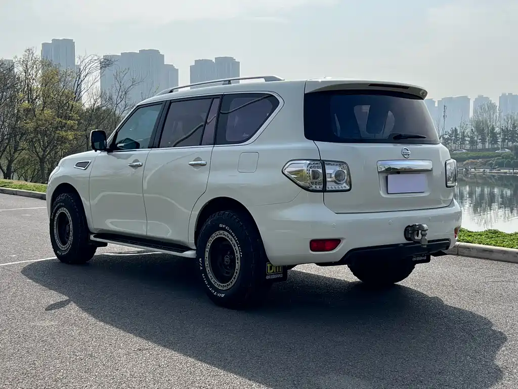 Patrol 2018 4.0L LinkedIn model купить на сайте DeffCars