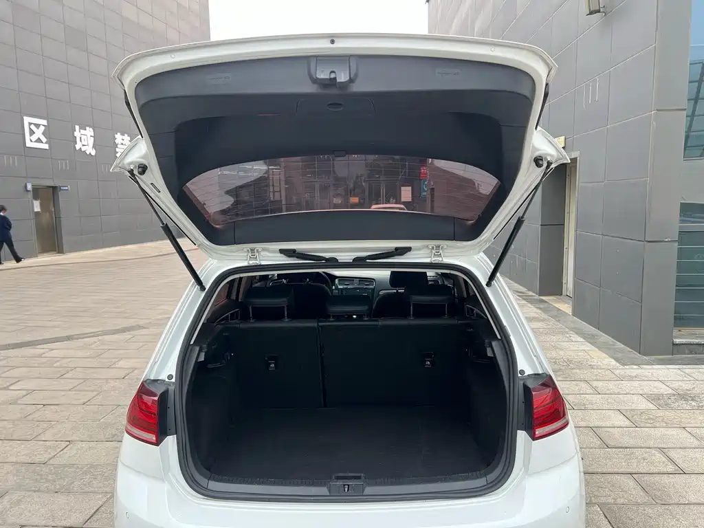 Golf 2020 280TSI DSG comfort model купить на сайте DeffCars