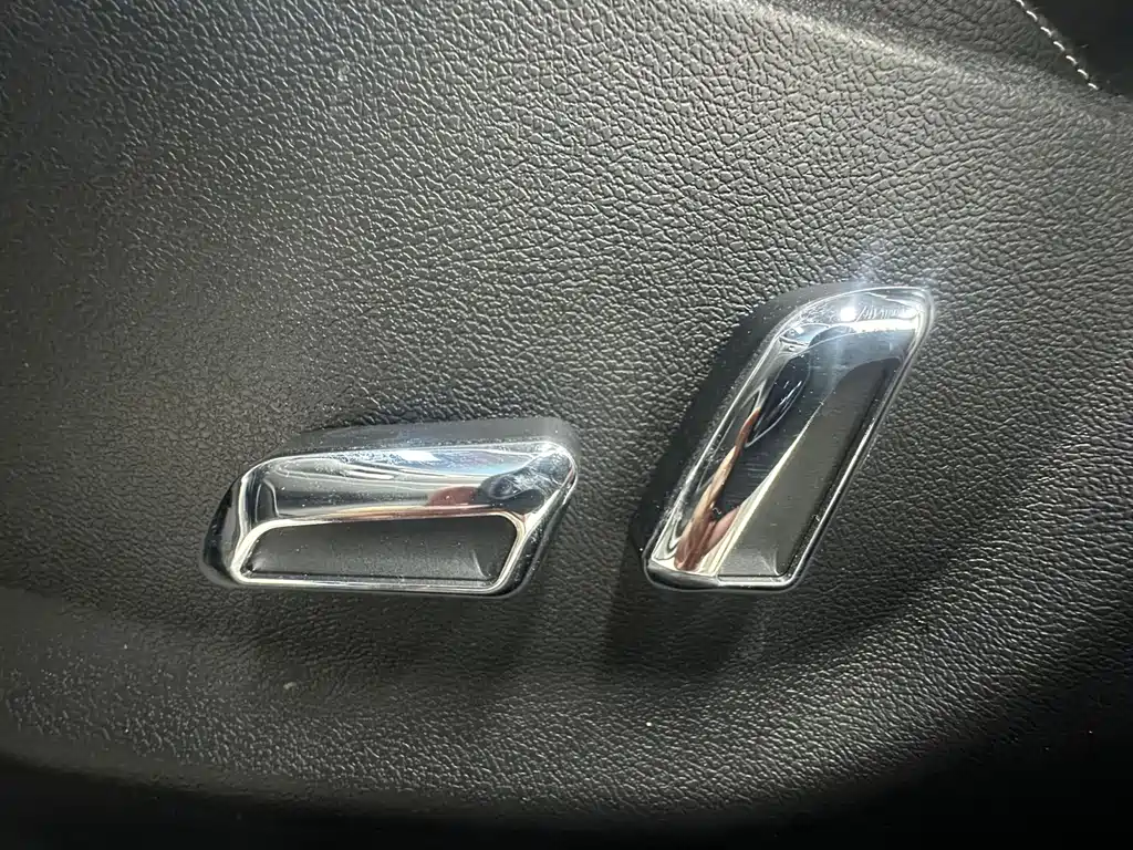 Outlander 2021 2.0L 2WD Smooth Edition 5 seats купить на сайте DeffCars