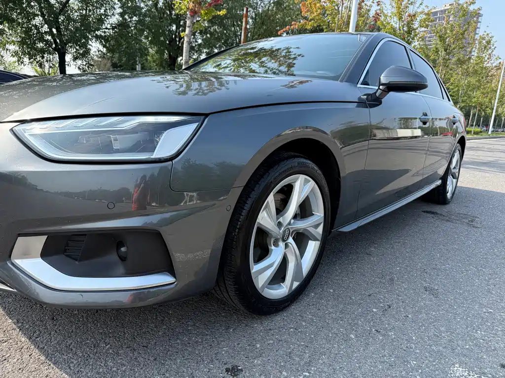 Audi A4L 2020 40 TFSI luxury and elegant model купить на сайте DeffCars
