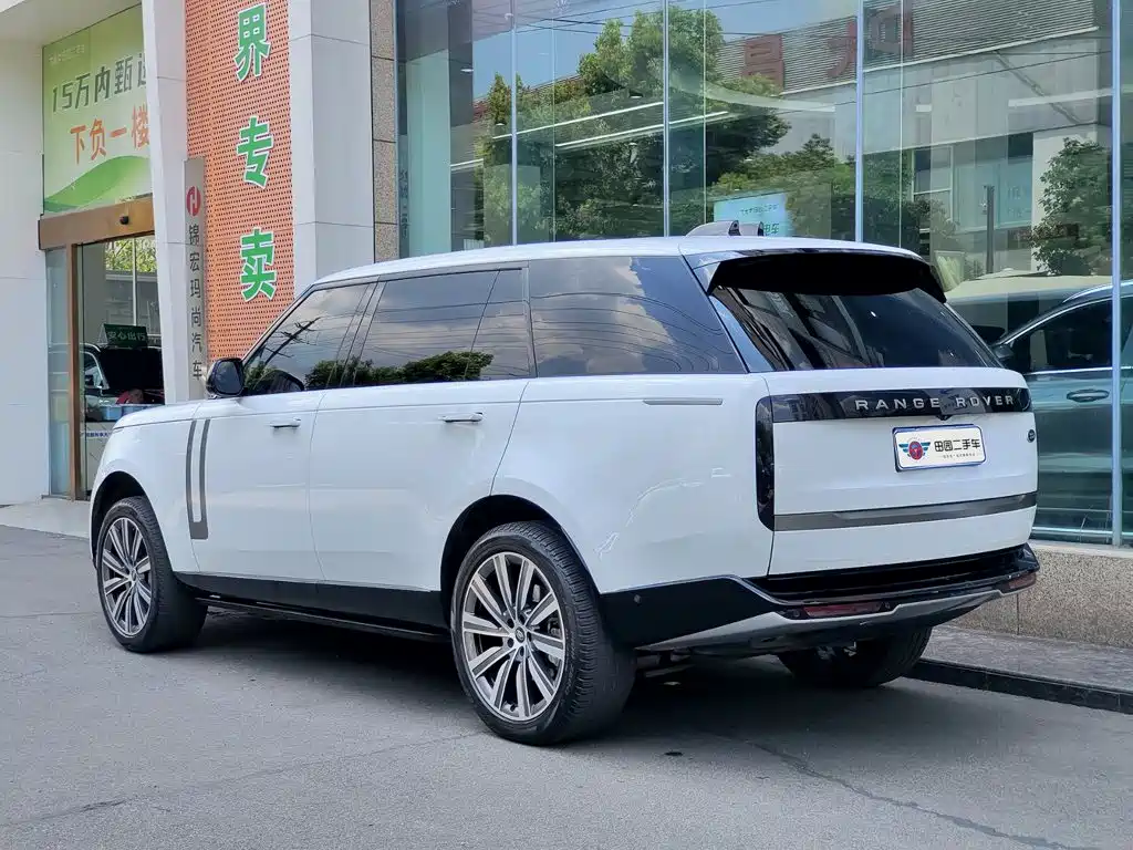 Range Rover 2024 3.0 L6 400PS Extended Edition, seven seats купить на сайте DeffCars