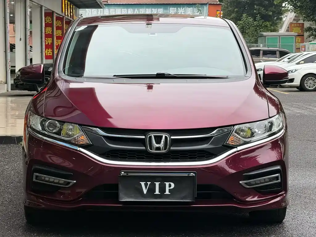Jade 2017 1.8L automatic comfort version 5 seats купить на сайте DeffCars