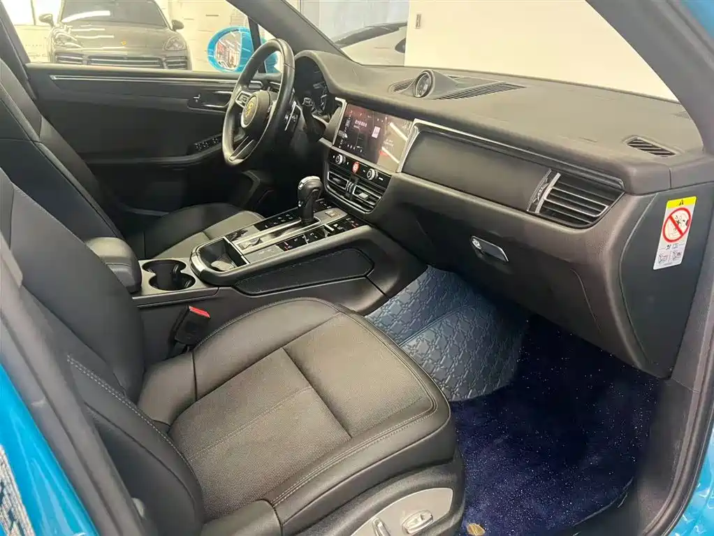 Macan 2022 Macan 2.0T купить на сайте DeffCars