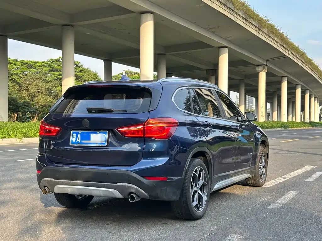 BMW X1 2018 xDrive20Li Exclusive Model купить на сайте DeffCars