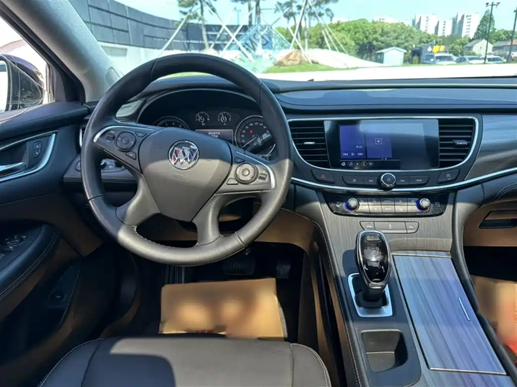 LaCrosse 2022 652T luxury model купить на сайте DeffCars