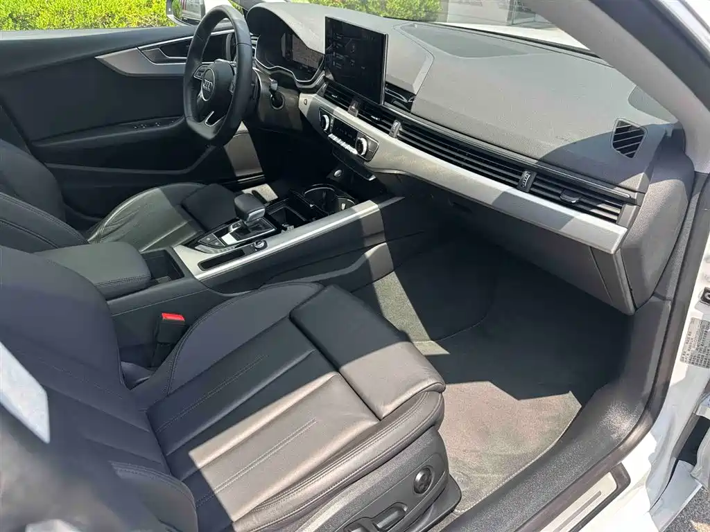 Audi A5 imported 2024 Sportback 40 TFSI fashionable and dynamic купить на сайте DeffCars