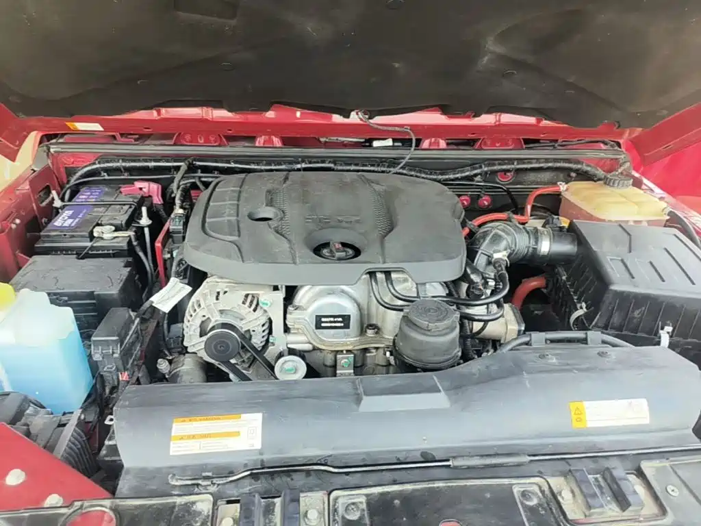 Beijing Off-Road BJ40 2019 PLUS 2.3T automatic four-wheel drive flagship version National VI купить на сайте DeffCars