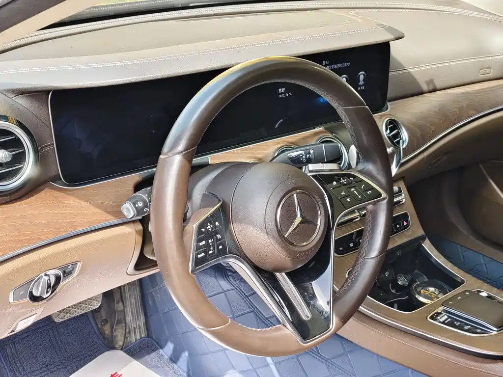 Mercedes-Benz E-Class 2021 E 300 L Luxury Model купить на сайте DeffCars