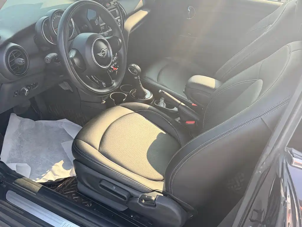 MINI 2014 1.2T ONE купить на сайте DeffCars
