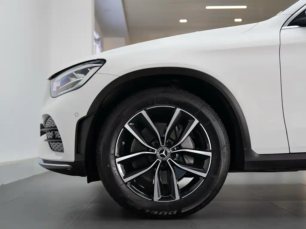 Mercedes-Benz GLC 2020 facelift GLC 260 L 4MATIC luxury model купить на сайте DeffCars