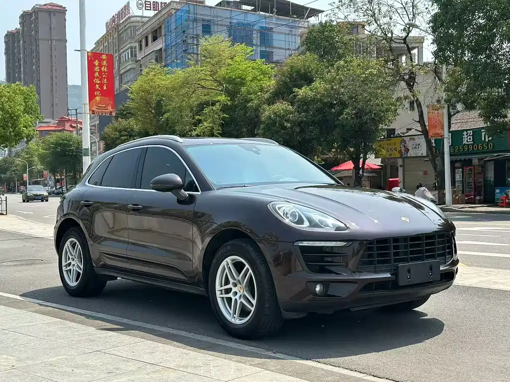Macan 2017 Macan 2.0T купить на сайте DeffCars