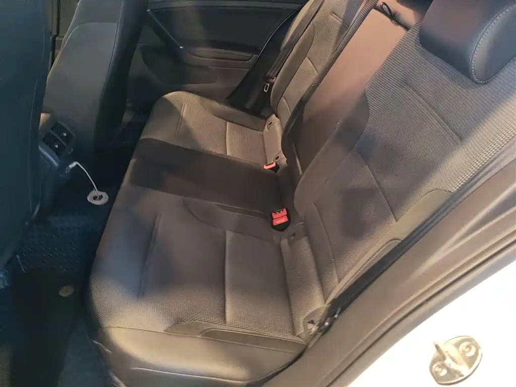 Golf 2019 280TSI DSG comfort model National VI купить на сайте DeffCars