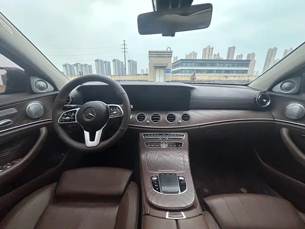 Mercedes-Benz E-Class 2020 E 260 L купить на сайте DeffCars