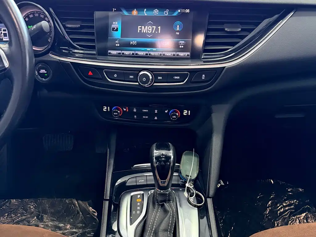 Regal 2019 20T Elite National VI купить на сайте DeffCars