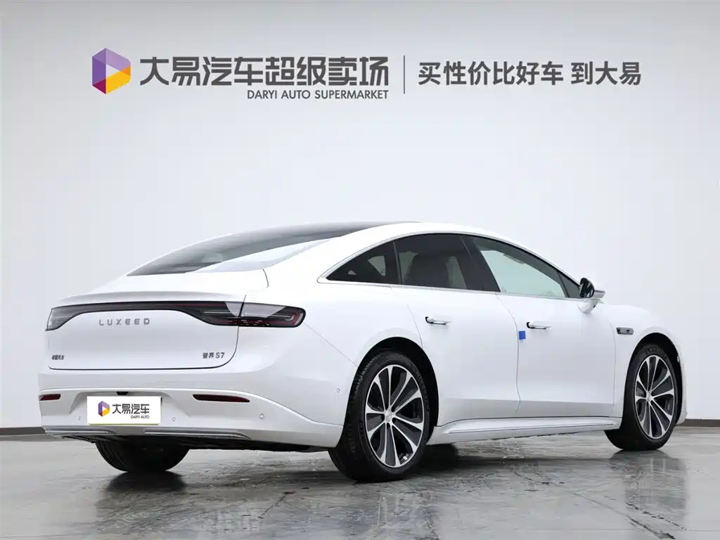 Zhijie S7 2024 Pro купить на сайте DeffCars