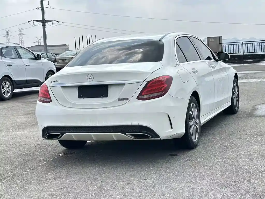 Mercedes-Benz C-Class 2018 C 180 L Fashionable Sports Edition купить на сайте DeffCars