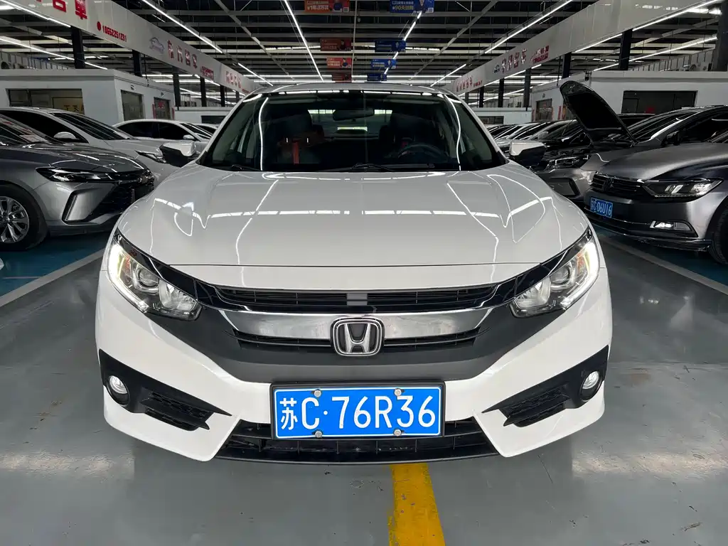 Civic 2016 220TURBO CVT Deluxe Edition купить на сайте DeffCars