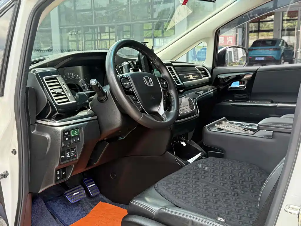 Elysion 2019 2.0L Hybrid Extreme Edition купить на сайте DeffCars