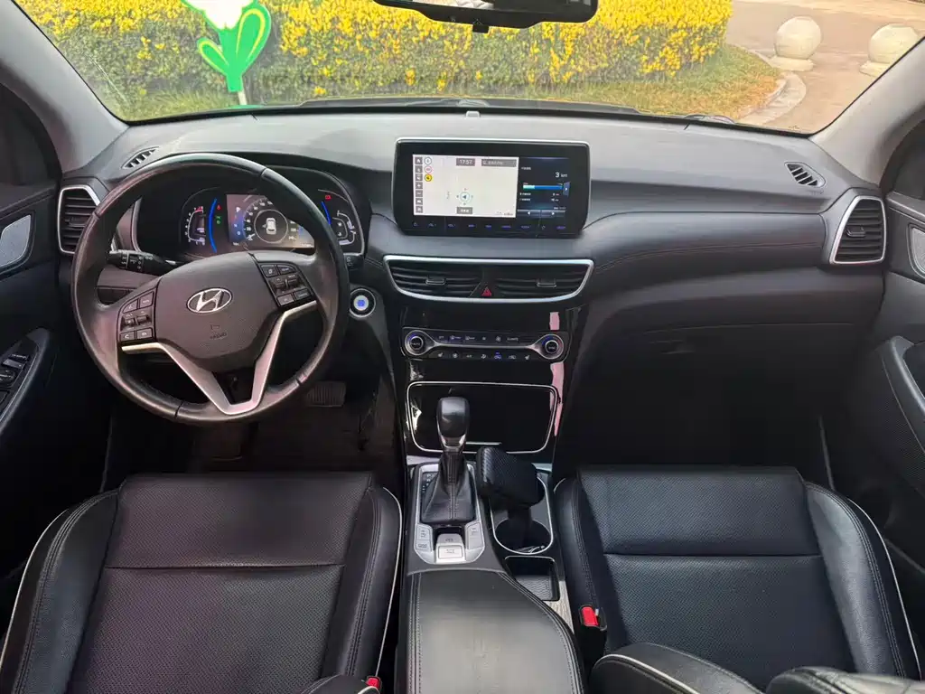 Tucson 2019 280TGDi dual-clutch two-wheel drive smart connected version National V купить на сайте DeffCars