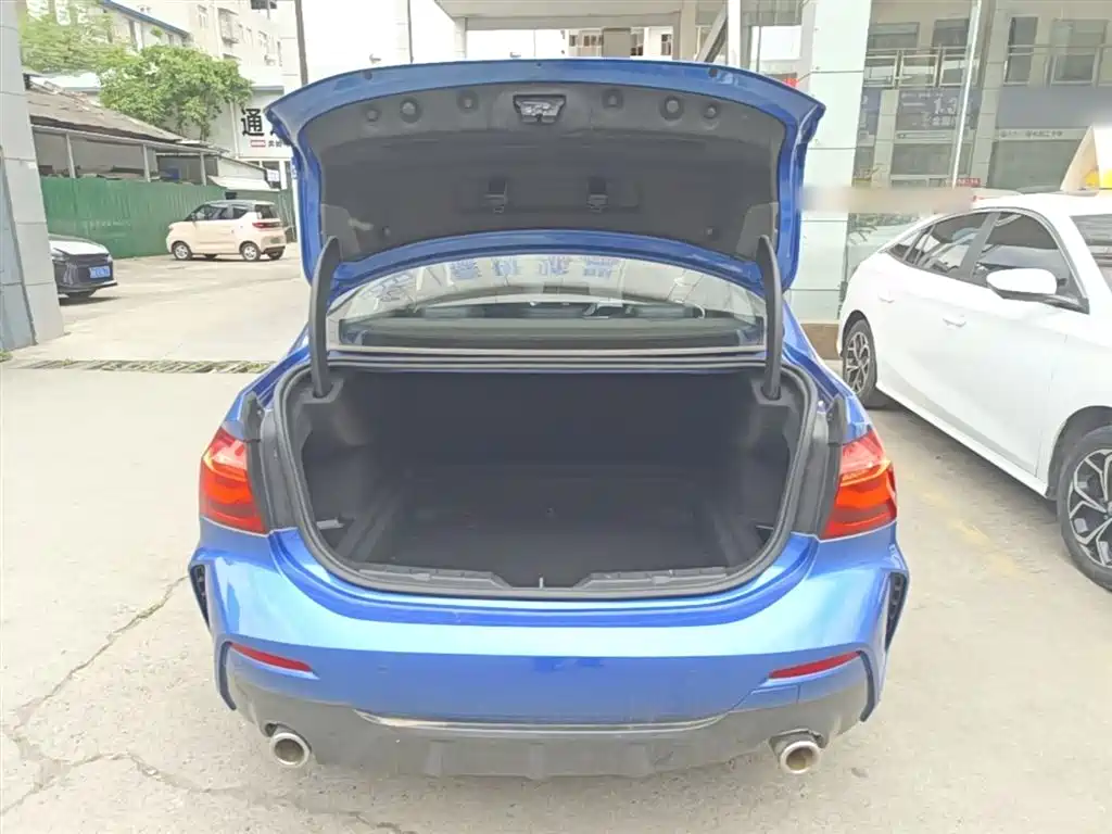 BMW 1 Series 2020 120i M Sports Package купить на сайте DeffCars