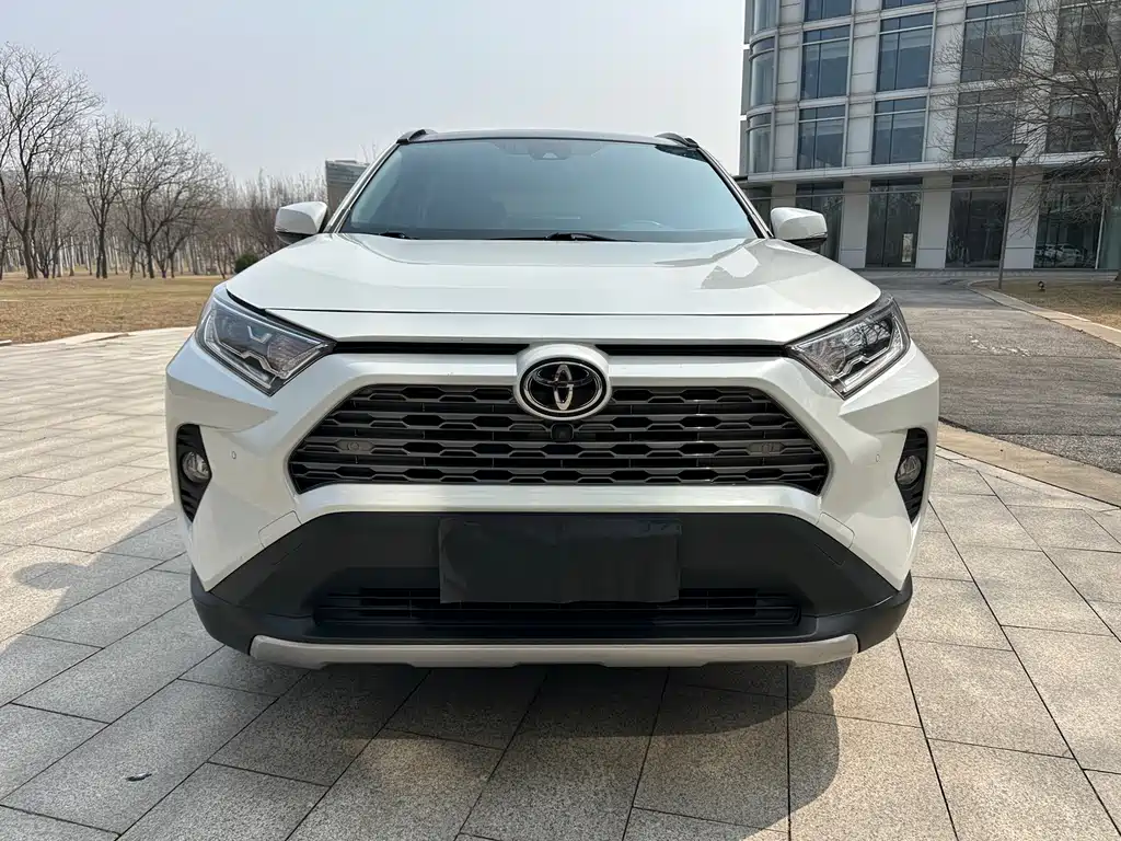 RAV4 Rongfang 2021 2.0L CVT four-wheel drive premium version купить на сайте DeffCars