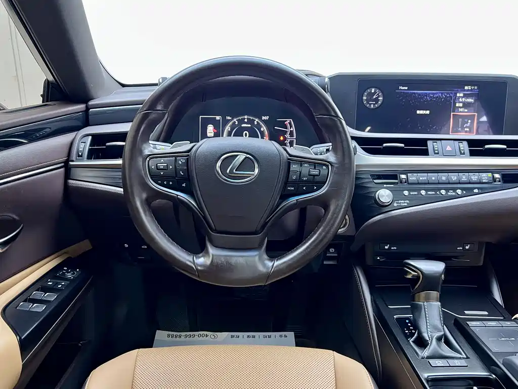 Lexus ES 2020 200 Excellence Edition купить на сайте DeffCars