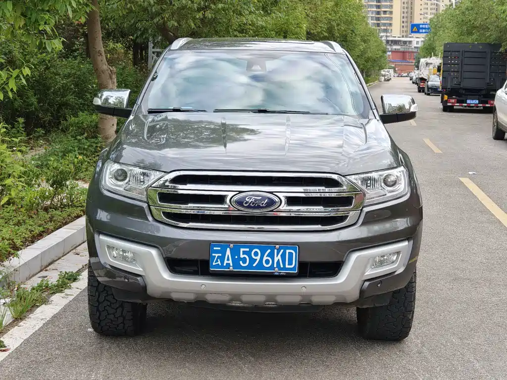 Everest 2017款 2.0T 汽油自动四驱豪华版 7座 купить на сайте DeffCars