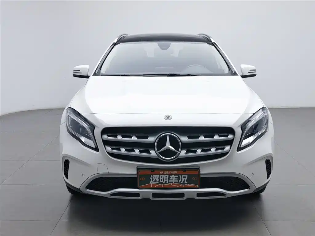 Mercedes-Benz GLA 2018 GLA 200 Fashion Model купить на сайте DeffCars