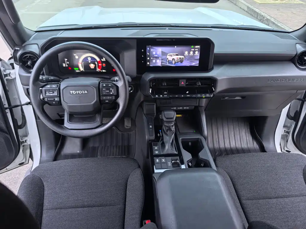 Prado 2025 2.4T Cross BX Edition 5-seater купить на сайте DeffCars
