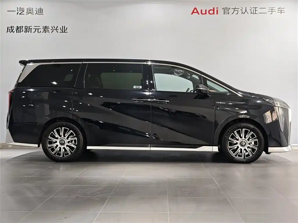 Trumpchi E9 2025 E9 Super Fast Charging Exclusive купить на сайте DeffCars