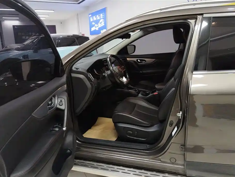 Qashqai 2021 2.0L CVT Deluxe Edition купить на сайте DeffCars