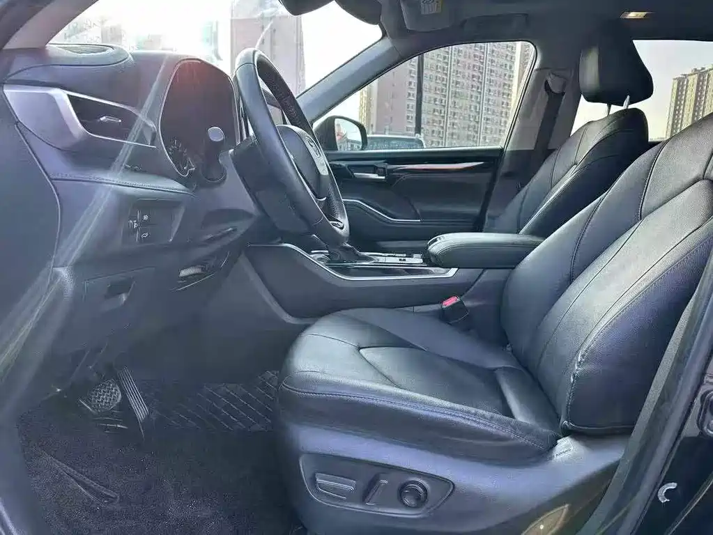 Highlander 2023 2.5L intelligent electric hybrid dual-engine four-wheel drive premium version 7 seats купить на сайте DeffCars