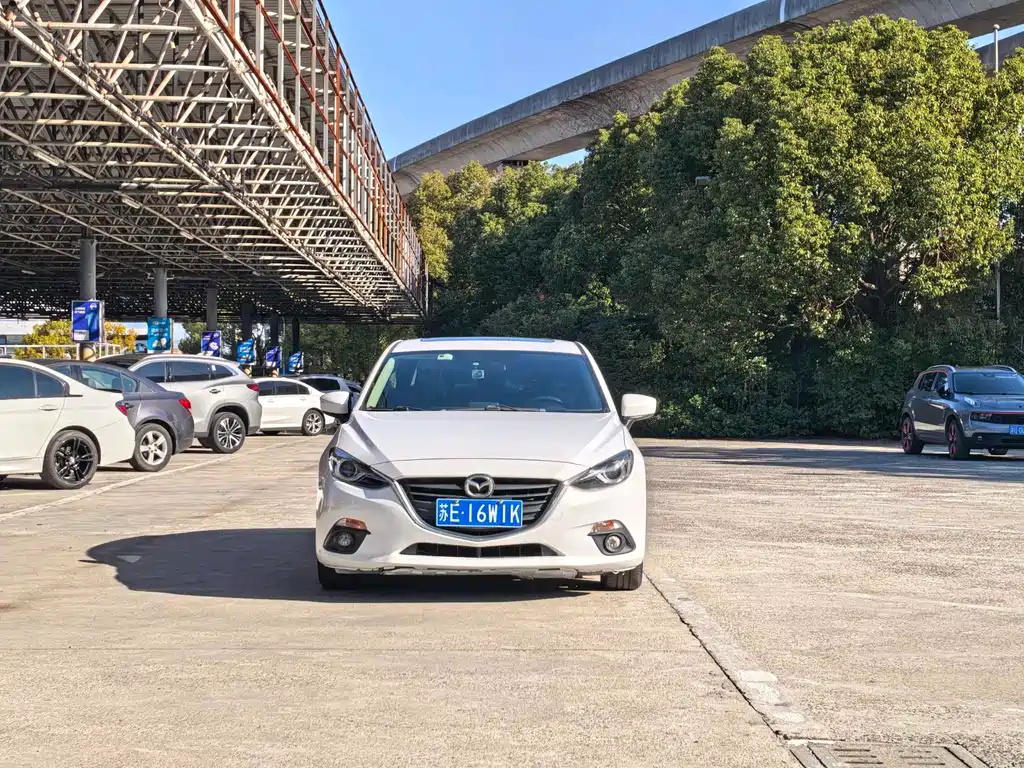 Mazda3 Angkesela 2014 sedan 1.5L automatic luxury model купить на сайте DeffCars