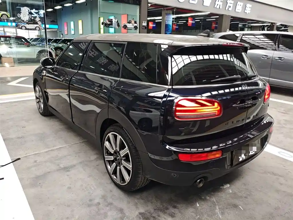 MINI CLUBMAN 2022 1.5T COOPER Connoisseur купить на сайте DeffCars