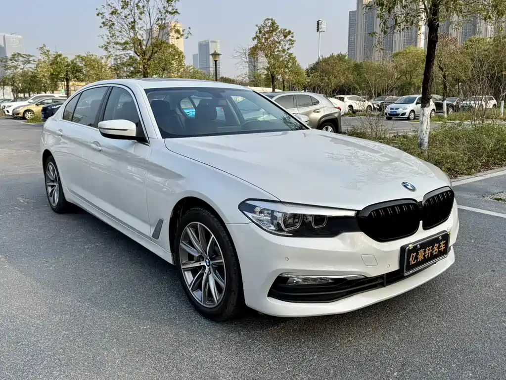 BMW 5 Series 2018 528Li Special Edition launched купить на сайте DeffCars