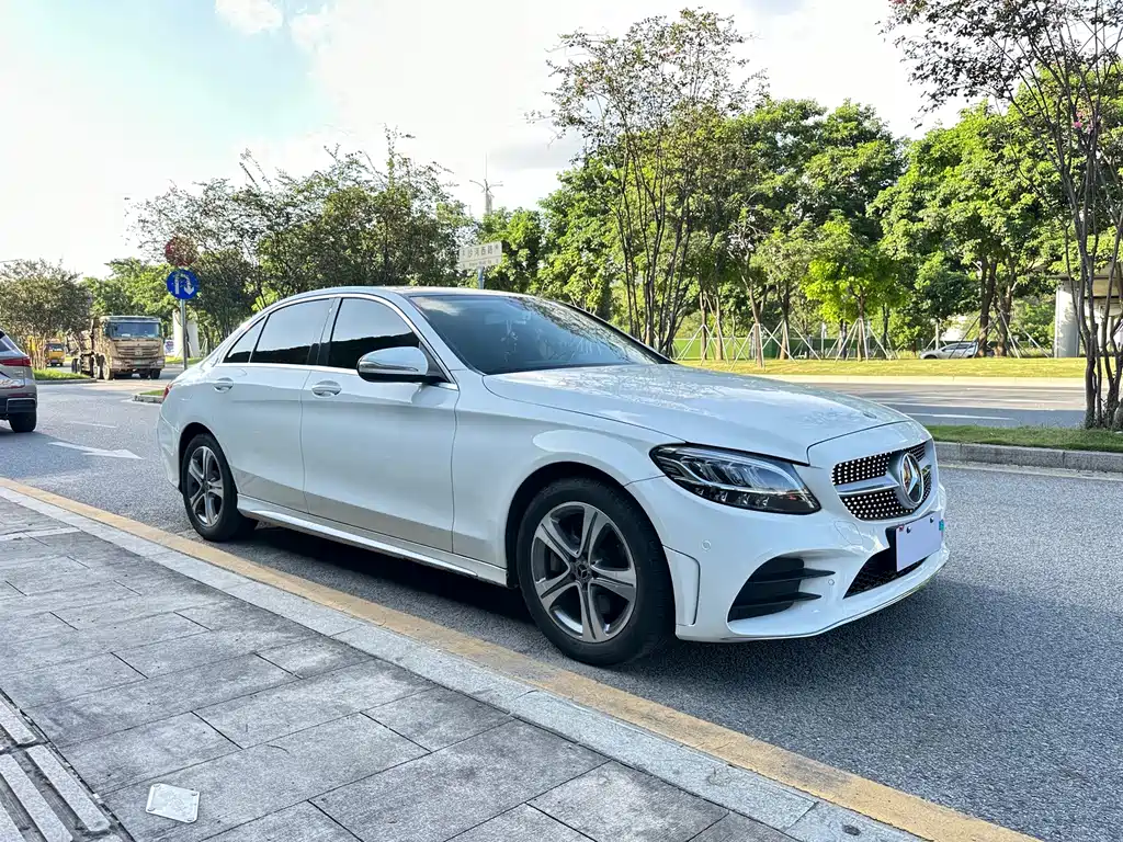 Mercedes-Benz C-Class 2019 C 260 L Sports Edition купить на сайте DeffCars