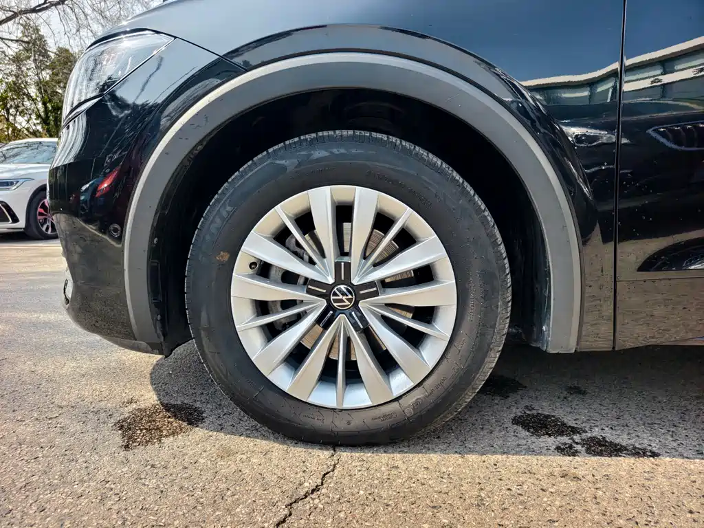 Weiran 2024 330TSI Business Edition купить на сайте DeffCars