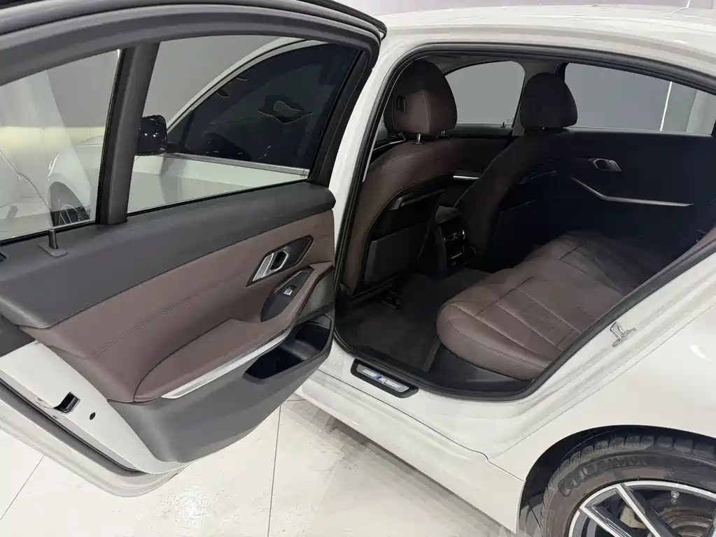 BMW 3 Series 2021 facelift 320Li M Sports Package купить на сайте DeffCars
