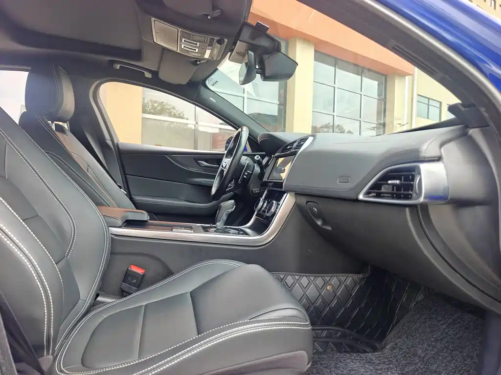 Jaguar XEL 2020 2.0T 200PS S Advanced and Elegant Edition купить на сайте DeffCars