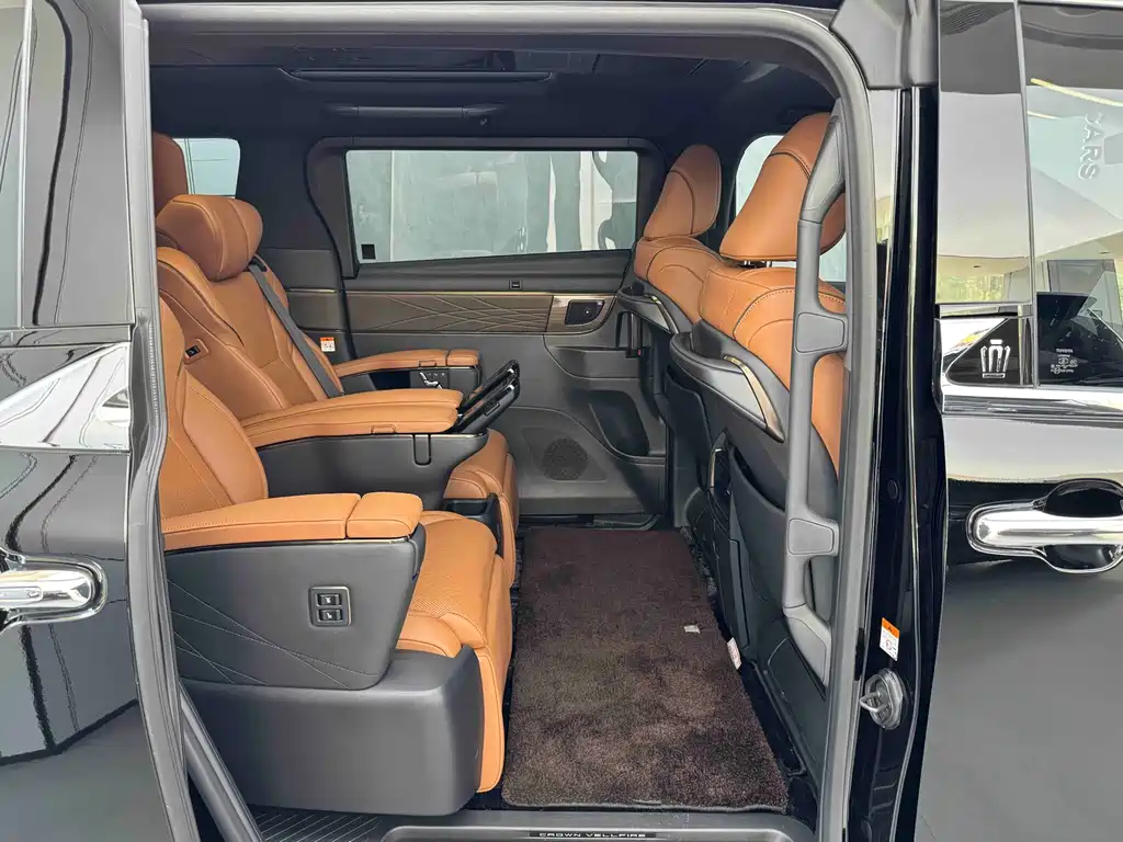 Wilfa 2024 Crown Dual Engine 2.5L Supreme Executive Edition купить на сайте DeffCars