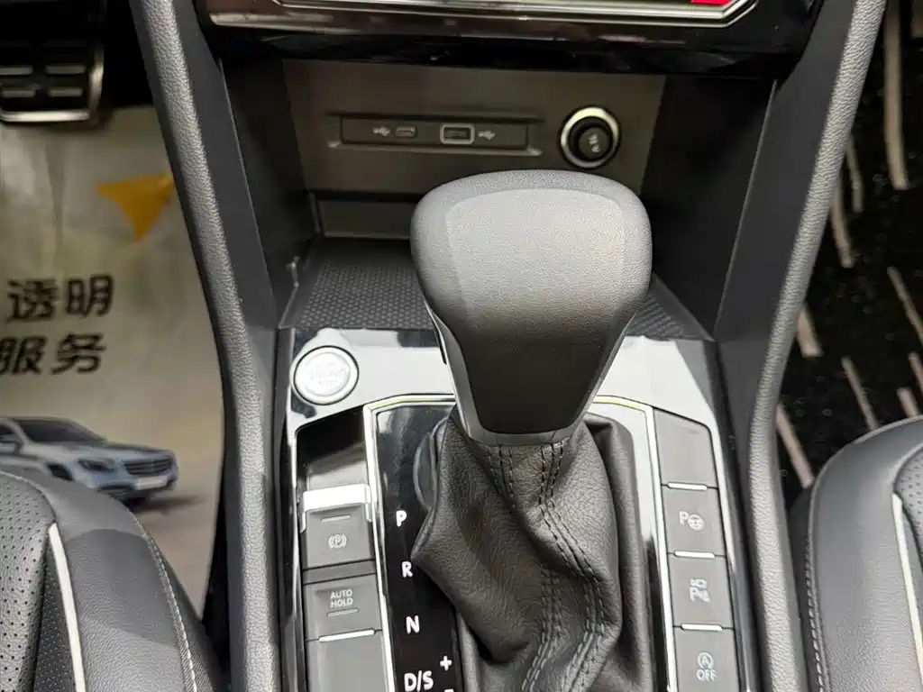 Tiguan L 2024 330TSI automatic two-wheel drive R-Line version купить на сайте DeffCars
