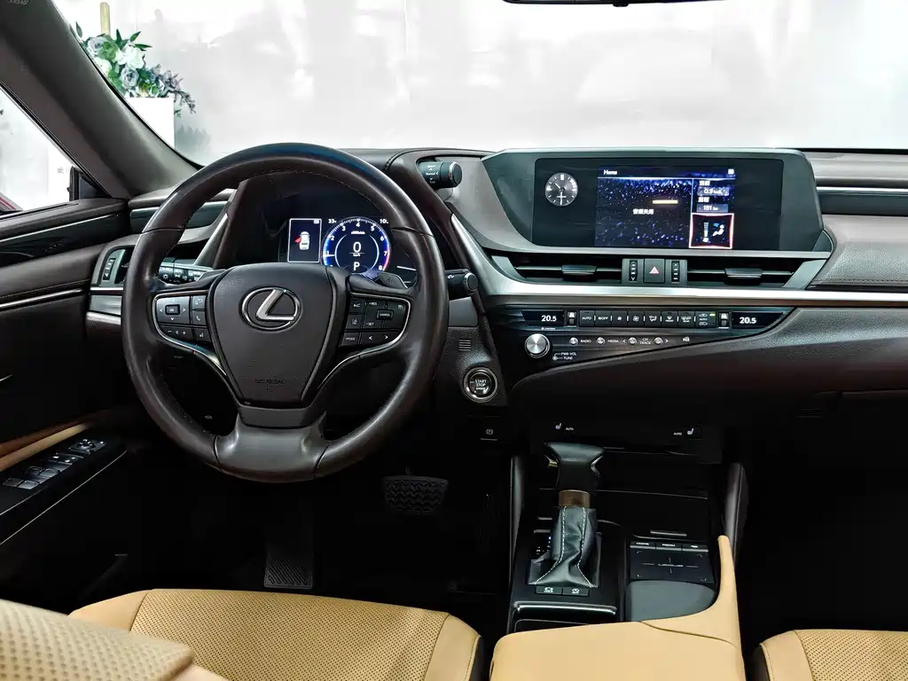 Lexus ES 2020 200 Excellence Edition купить на сайте DeffCars