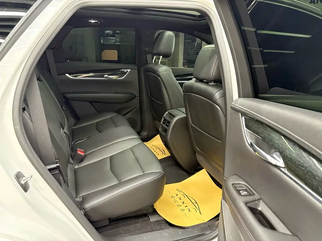 Cadillac XT5 2020 28T luxury model купить на сайте DeffCars