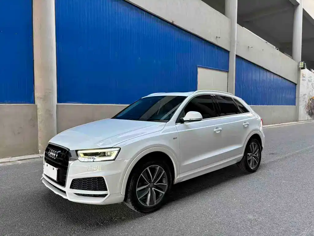 Audi Q3 2018 30 TFSI Fashionable Collection Edition купить на сайте DeffCars