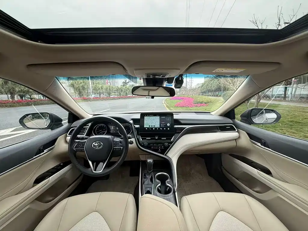 Camry 2021 2.0G Deluxe Edition купить на сайте DeffCars
